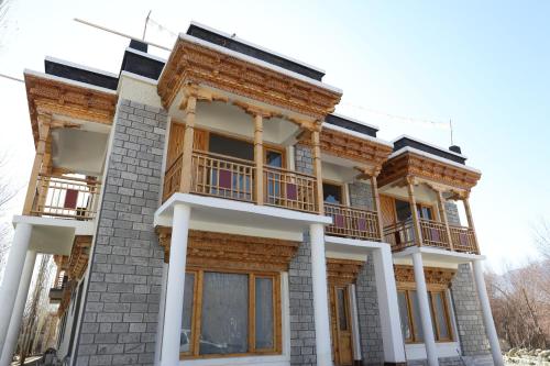 A szálláshely kívülről, Paradise Shey 水森シェ in Thiksey