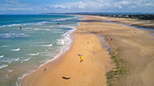 ชายหาด, Les Dunes - Jardin Privatif - Plage à 500 Mètres (Les Dunes - Jardin Privatif - Plage a 500 Metres) in กาบูร์ก