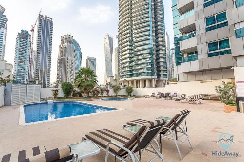 Cozy Studio l Dubai Marina l Parking, Pool & Gym, Dubai (Foto 2)