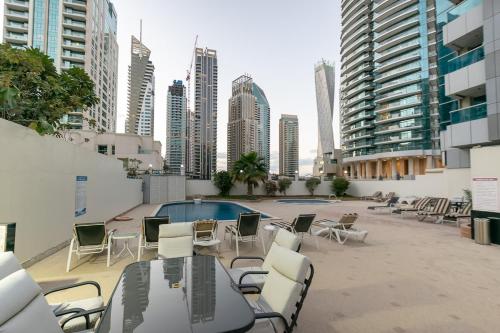 Cozy Studio l Dubai Marina l Parking, Pool & Gym, Dubai (Foto 3)