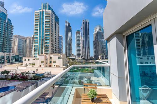 Cozy Studio l Dubai Marina l Parking, Pool & Gym, Dubai (Foto 4)