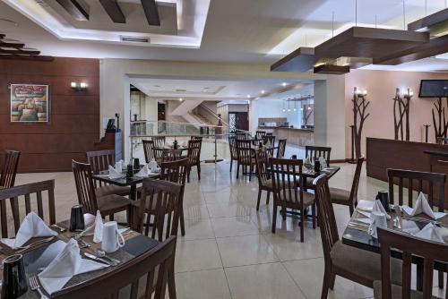 671616849 Holiday Inn Guatemala by IHG
