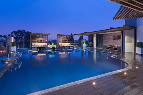 671616852 Holiday Inn Guatemala by IHG
