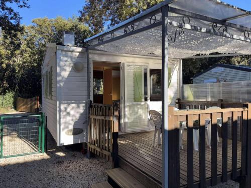 Mobil-home 2 personnes climatisé (Mobil-home 2 personnes climatise) in 奧爾尼亞克拉旺