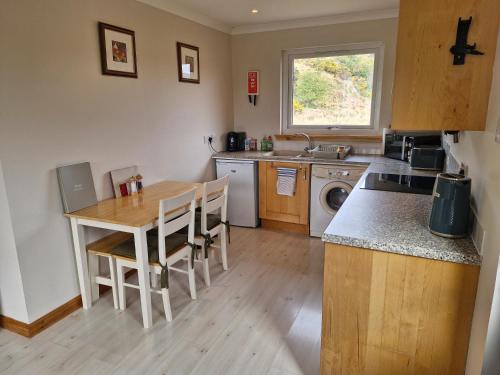 Kings Reach - Crinan Cottage in Kilmichael Glassary