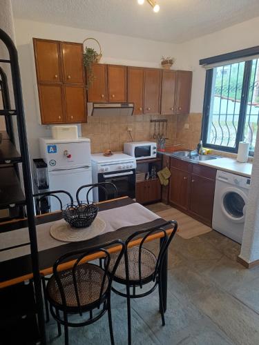 Sophisticated apartment in Elani Sophisticated apartment in Elani