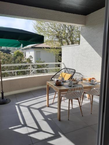Le Lotus de Jade Bel appartement avec terrasses 2 chambres Résidence avec piscine