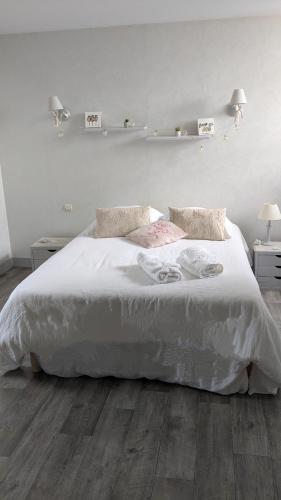 Chambre dans un cadre bucolique avec petit-déjeuner (Chambre dans un cadre bucolique avec petit-dejeuner) in Saint-André-de-la-Marche