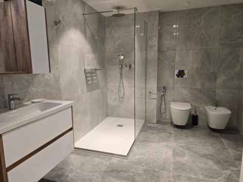 Mercury Suites - Skydream Getaways - image 5