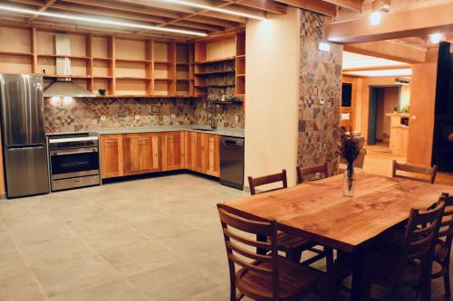 Ananda Guesthouse AL in Casegas