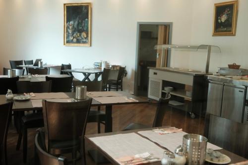 Hotel Residenz - image 5