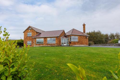 Red Brick House Rosses Point