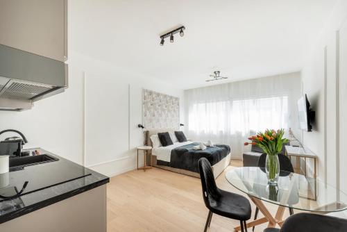 Black Rooms Colosseo 1