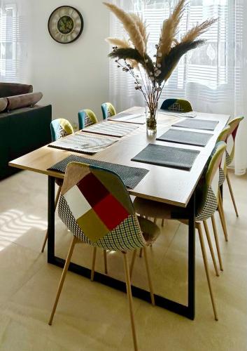 Létesítmények, Villa moderne adapté aux PMR (Villa moderne adapte aux PMR) in Carpentras