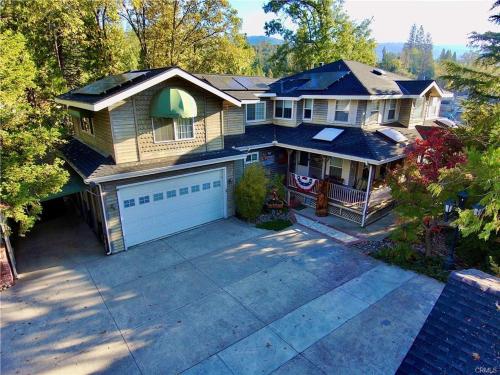 Hillyard Lake Front Hillyard Lake Front