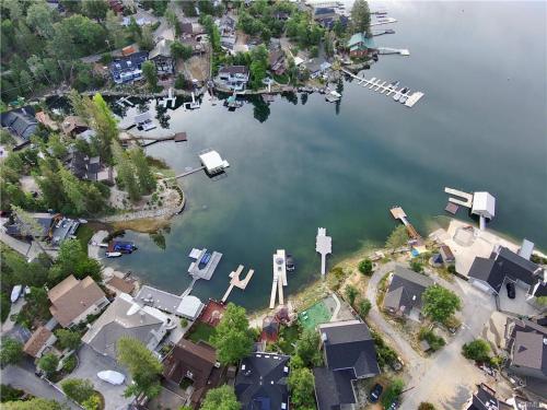 Hillyard Lake Front Hillyard Lake Front