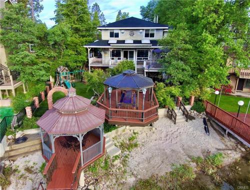 Hillyard Lake Front Hillyard Lake Front