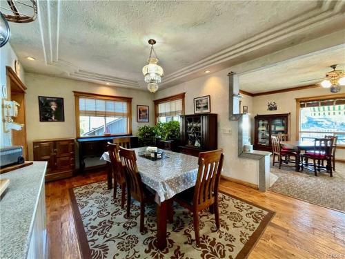 Hillyard Lake Front Hillyard Lake Front