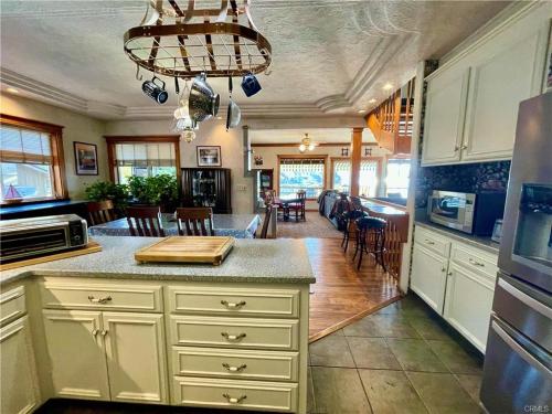 Hillyard Lake Front Hillyard Lake Front