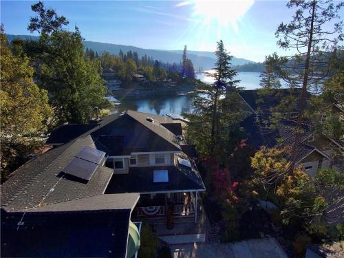 Hillyard Lake Front Hillyard Lake Front