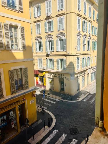 Alexandre Mari old town few meters to the beach, Nice (fotografie 10)