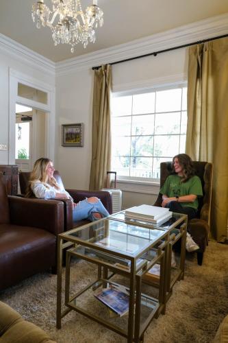 Dickson Street Inn - image 11