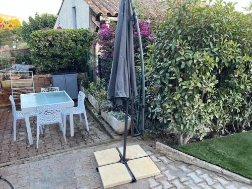 Mini Villa Jardin Jacuzzi, Vue mer, 300m des plages Mini Villa Jardin Jacuzzi, Vue mer, 300m des plages