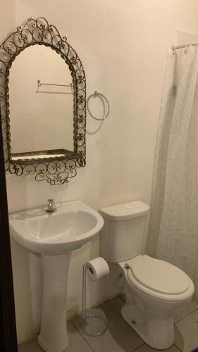 One-Bedroom House image 7