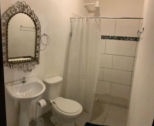 One-Bedroom House image 5