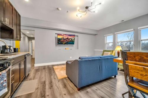 Cle Suites 2BR 1BA 5 min Walk to Cle Clinic #12, Cleveland (photo 2)