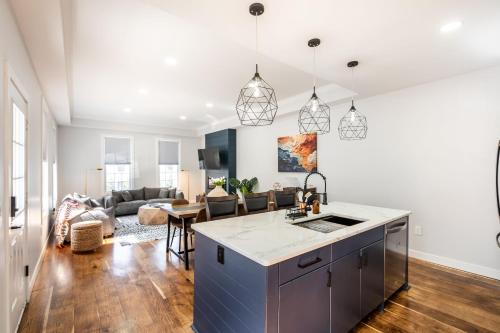Spacious & Cozy Central Cincinnati Home, Цинциннати (фото 6)