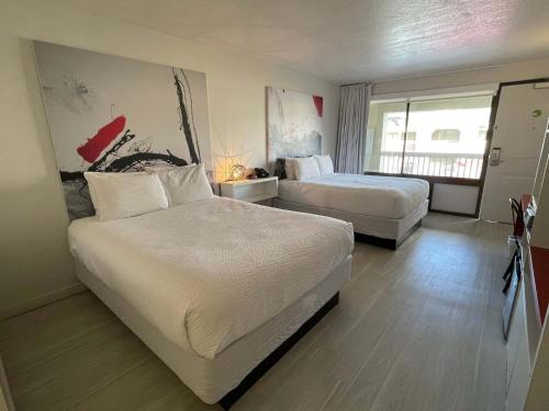 Cozy hotel with Super location near Disney in Kissimmee, USA
