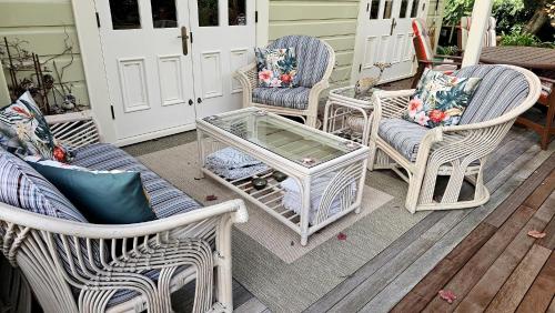 المرافق, The Grange in جبل عدن