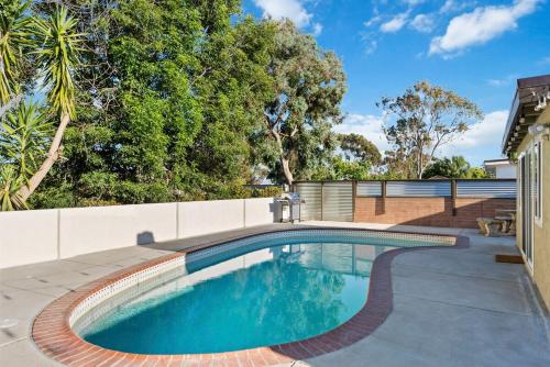 Swimming pool, NEW Cozy Zen Pool Jacuzzi Home Heart of San Diego in Linda Vista