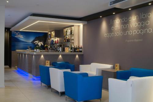Bar/ Salón, Hotel Gardesana in Riva Del Garda