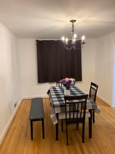 R1 Near to Towson and Morgan University in 帕克維爾