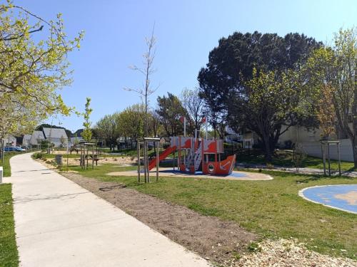 Charmant apt famille avec balcon au Port du Crouesty, parking inclus - FR-1-639-55 Charmant apt famille avec balcon au Port du Crouesty, parking inclus - FR-1-639-55