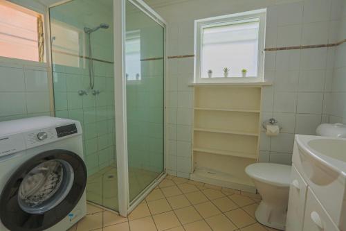 3 Bedrooms - Darling Harbour - Glebe St 2 E-Bikes Included - image 6