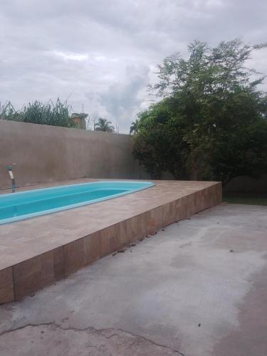 House with pool in Itanhaém (House with pool in Itanhaem) in ลูอิซามิริง