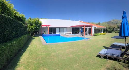 . CASA MOSHI