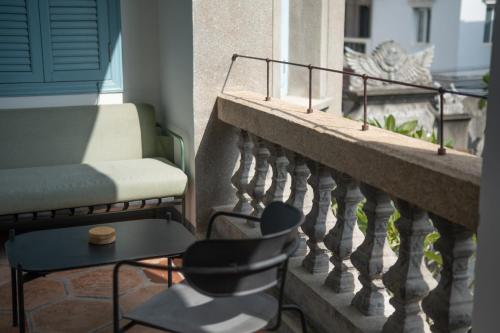 Double Room with Balcony (2 Adults + 1 Child) image 7