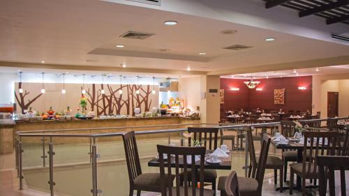671777031 Holiday Inn Guatemala by IHG