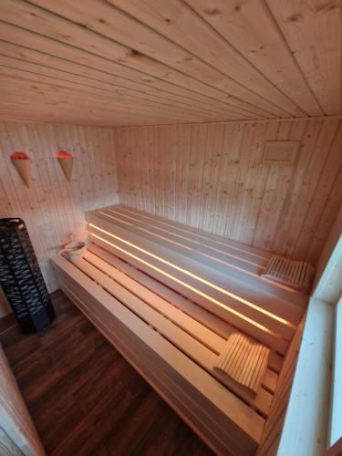 Sauna, Domek Rychwałdówka blisko jeziora Żywieckiego (Domek Rychwaldowka blisko jeziora Zywieckiego) in Rychwald