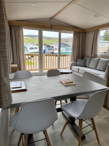 The Cooper's Van - Beautiful, luxury static caravan, Aberlour (foto 3)