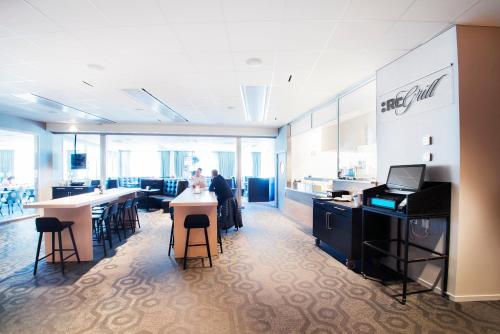 RC Hotel Sport's & Business - image 10