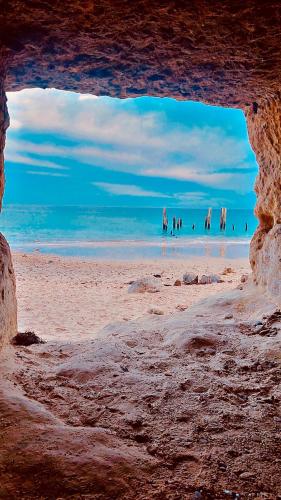 Decades, Port Willunga (photo 3)