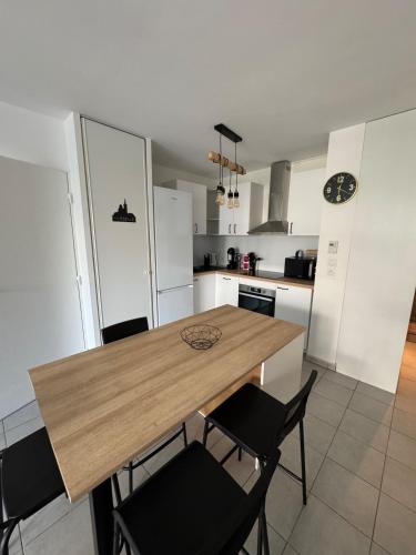 Appartement T2 proche des calanques Sormiou et Morgiou in Baumettes