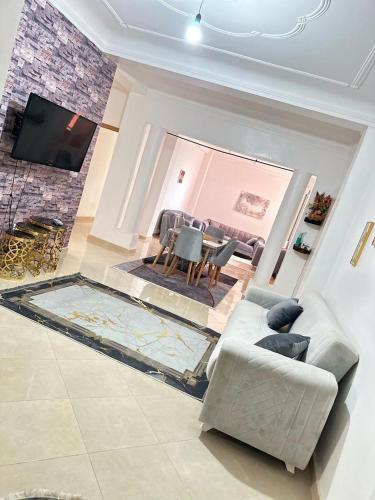 Appartement à Mostaganem près de la plage et Mostaland Appartement à Mostaganem près de la plage et Mostaland