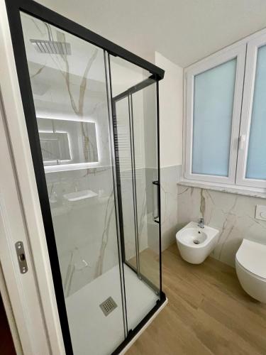 Deluxe Apartment a 2 passi dal mare - FIERA GENOVA, Генуя (фото 9)