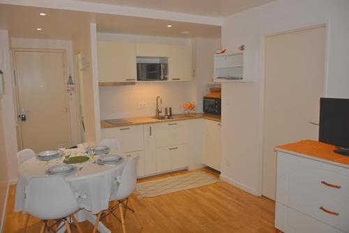 Elégant T2 près de la plage et en hyper centre (Elegant T2 pres de la plage et en hyper centre) in Аркашон